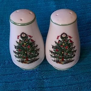 Christmas tree salt & pepper shakers